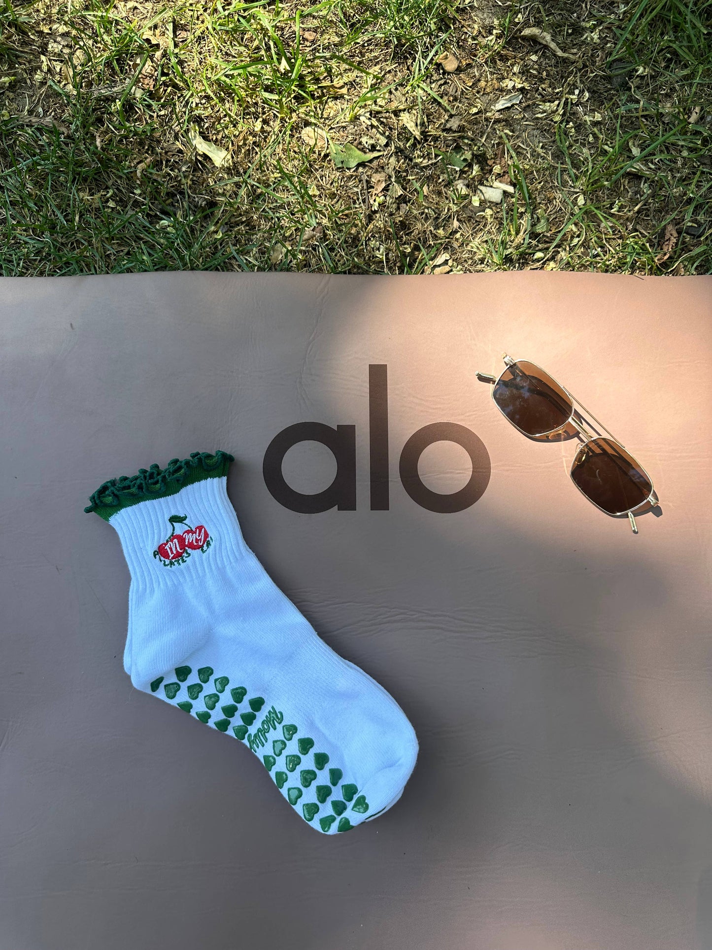 Cherry Pilates Era Grip Sock | Green