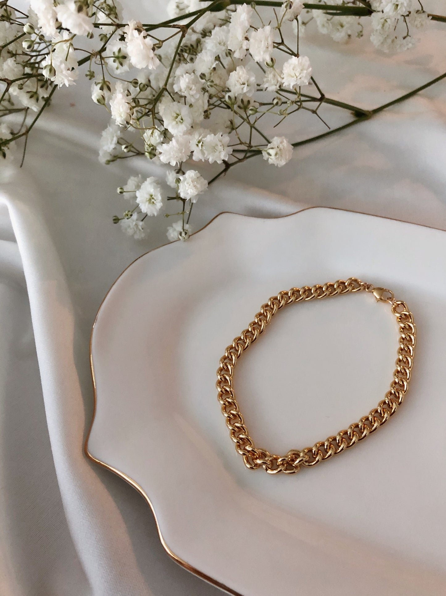 Bold Curb Chain Bracelet