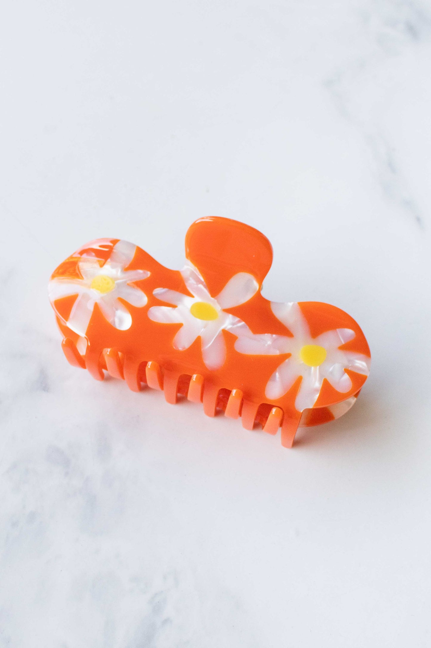 Daisy Curved Claw Clip