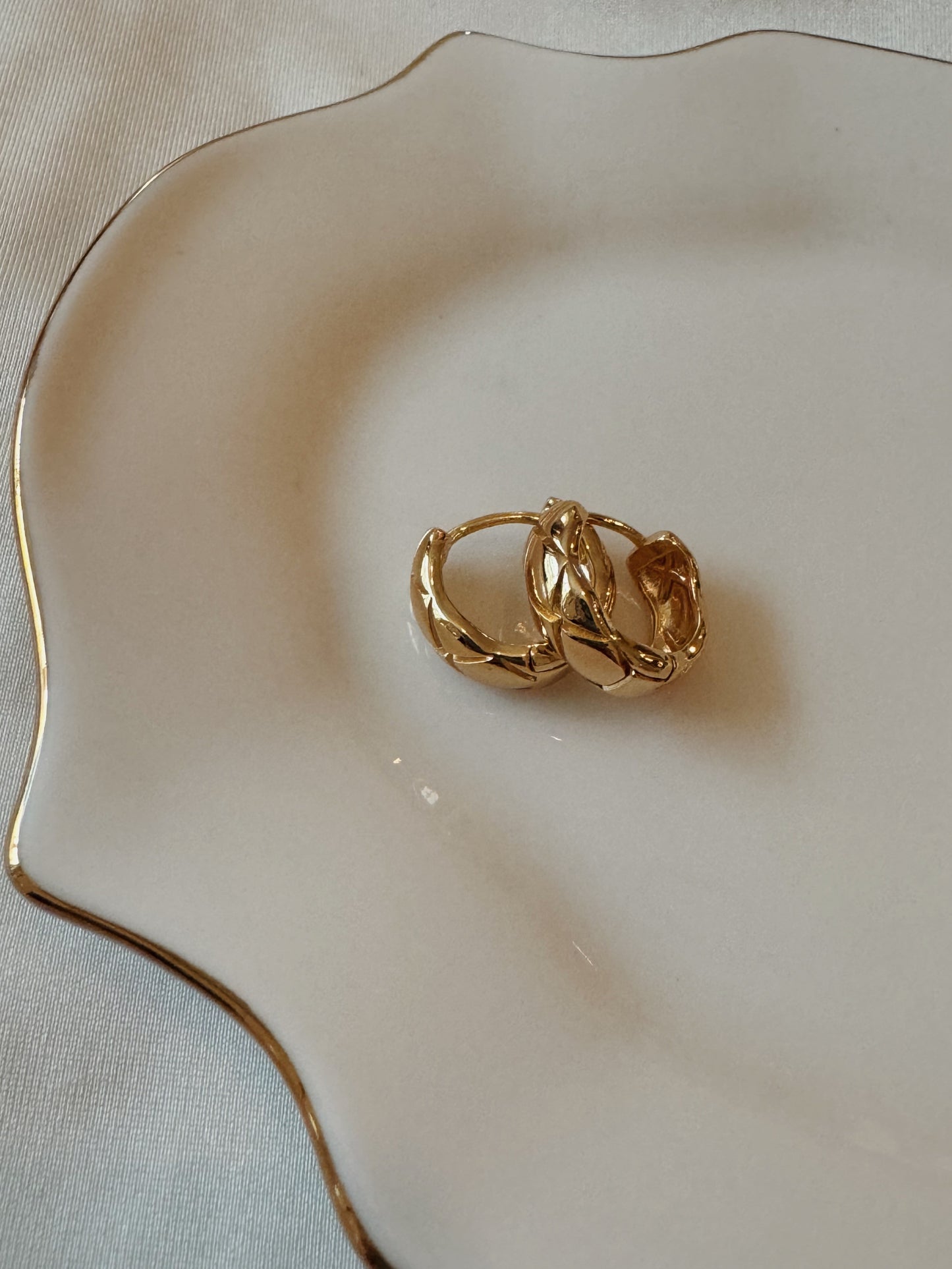 Quinn Quilted Hoops