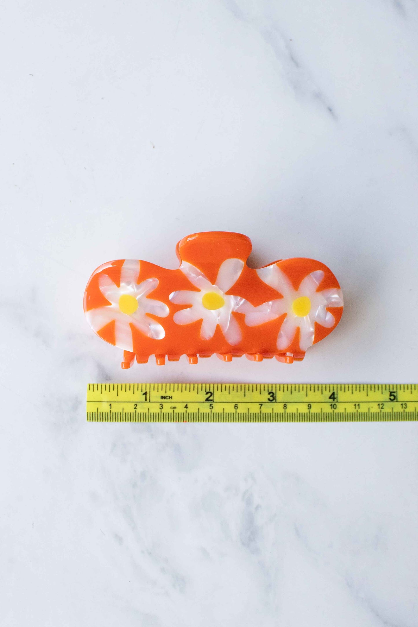 Daisy Curved Claw Clip
