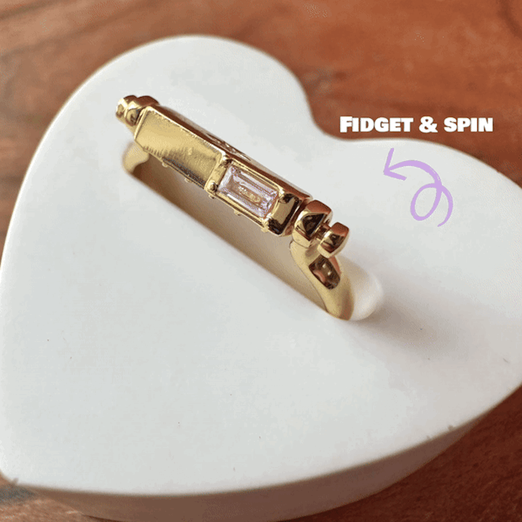Glimering Fidget Bar Ring