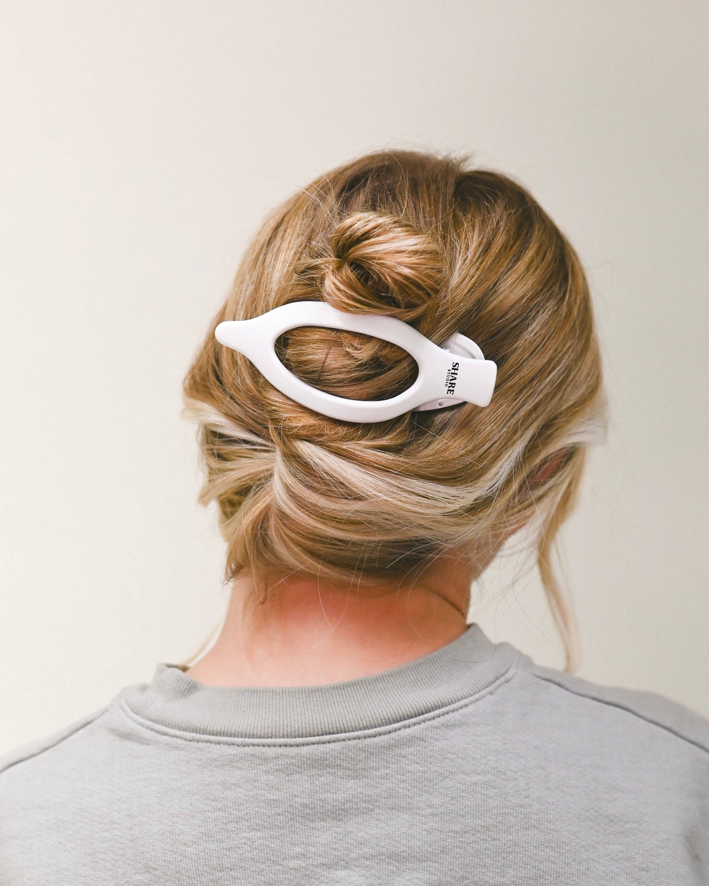 Matte Wide Lay Flat Claw Clip