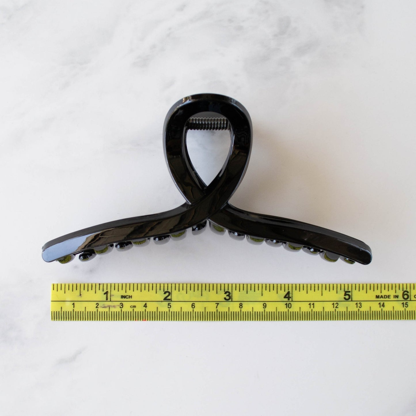 Big Looped Hair Claw Clip