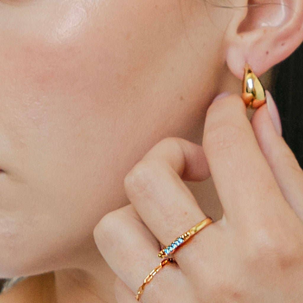 Glimering Fidget Bar Ring