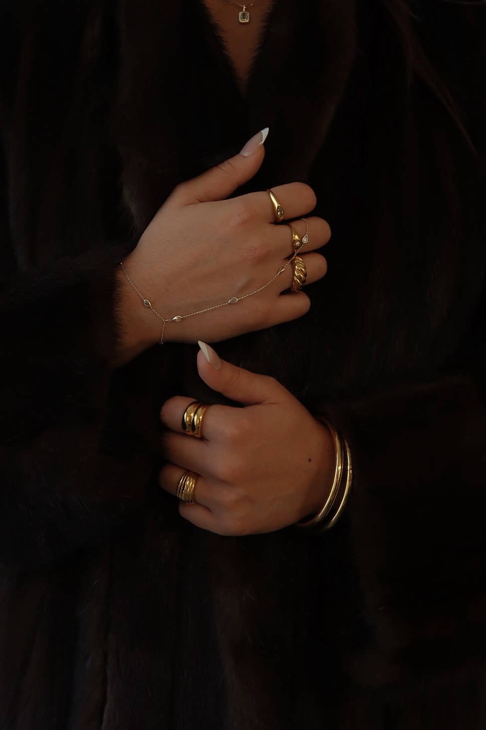 Ripley Hand Chain