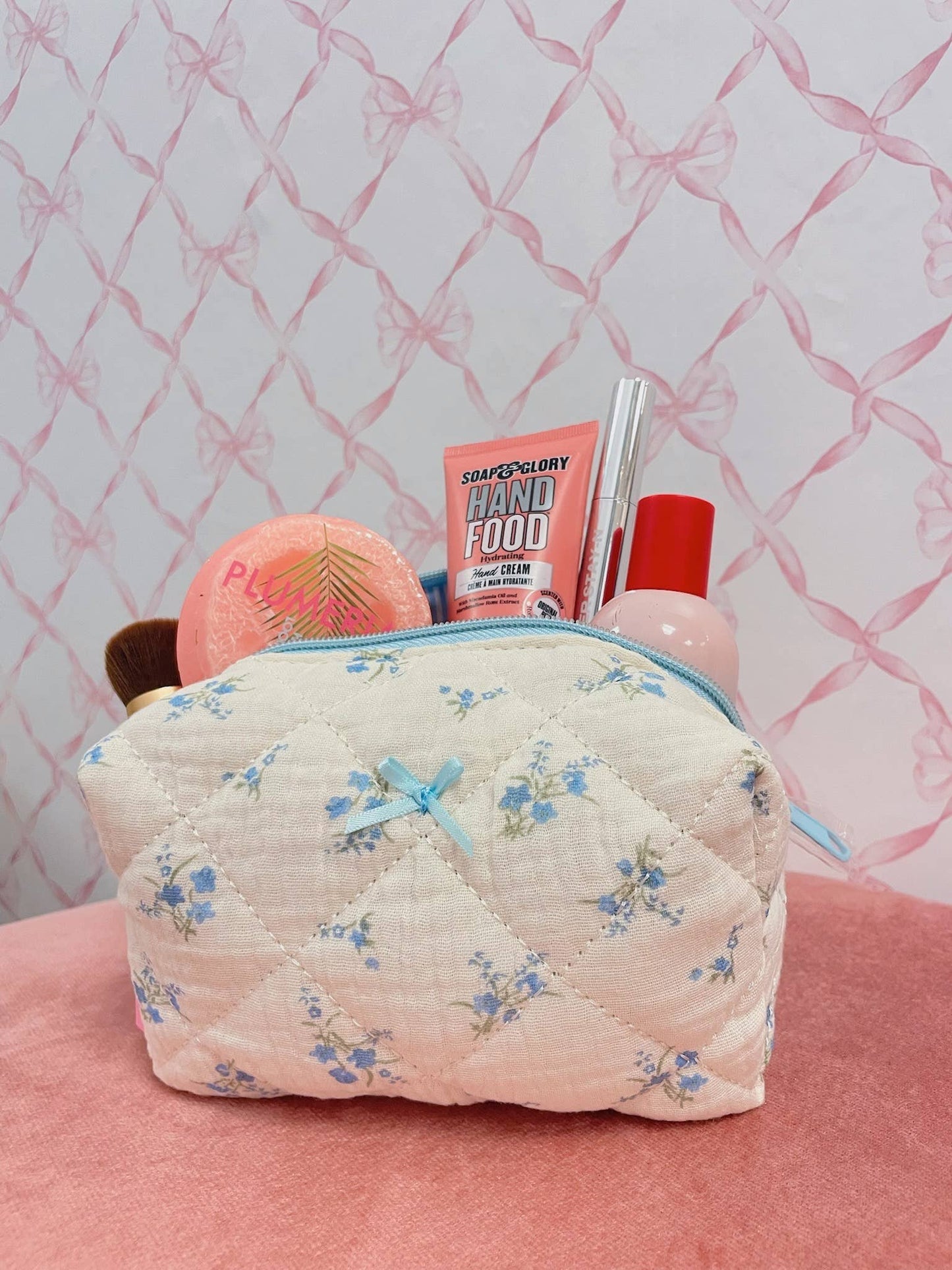 Blooming Blues Makeup Bag