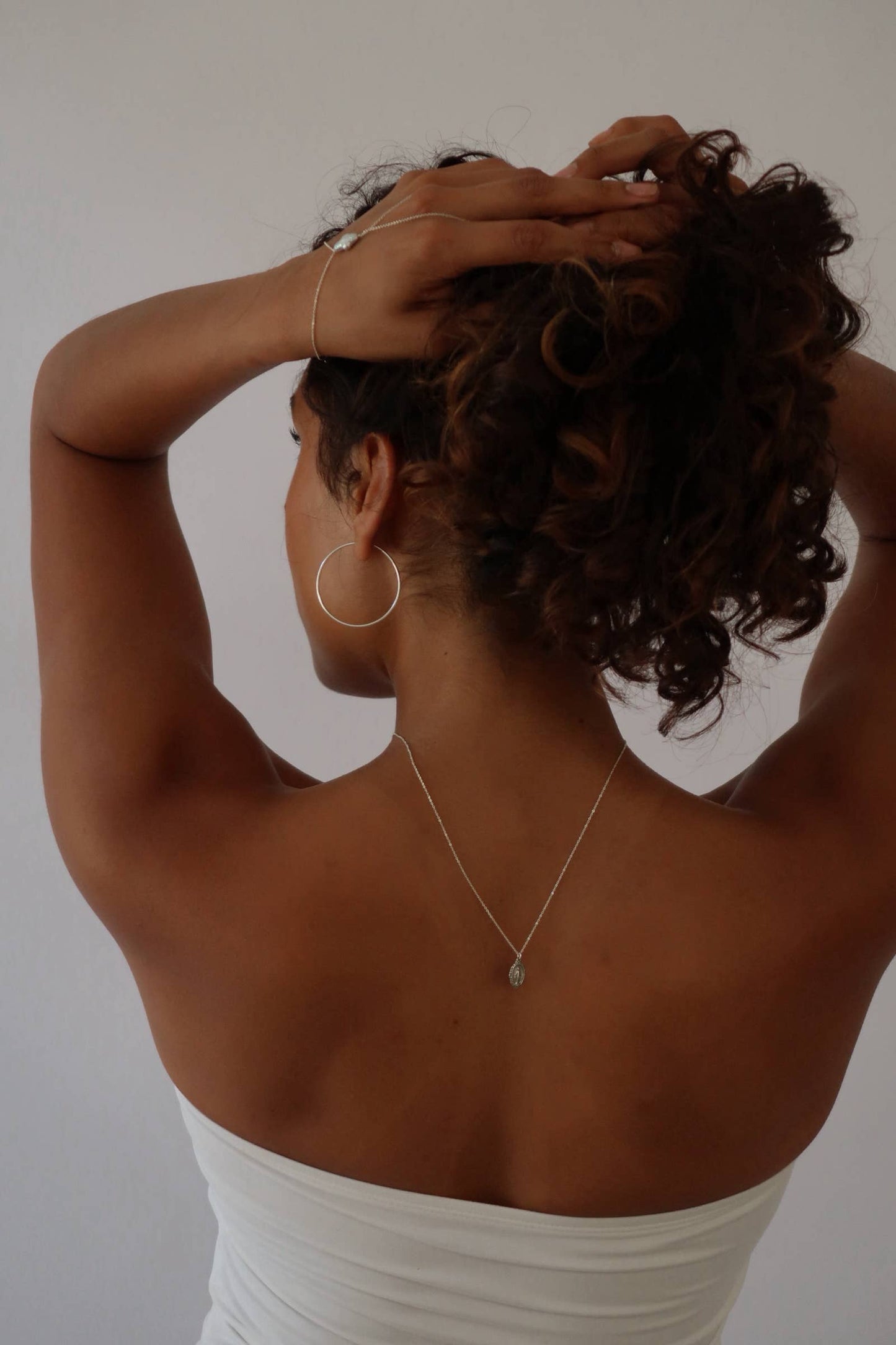 Virgin Mary Necklace | Plata