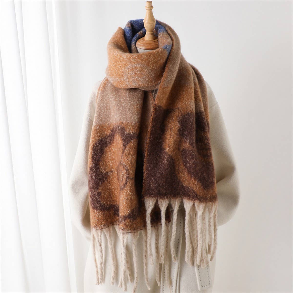 Carmen Winter Scarf