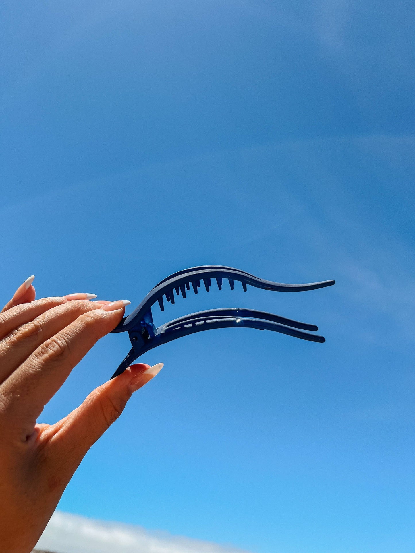 Lay Flat Claw 2.0 // Thick hair