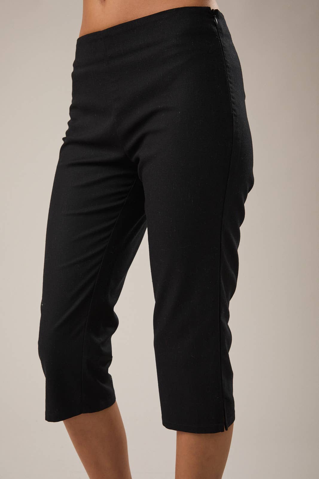 Miss Petite Capri Pants