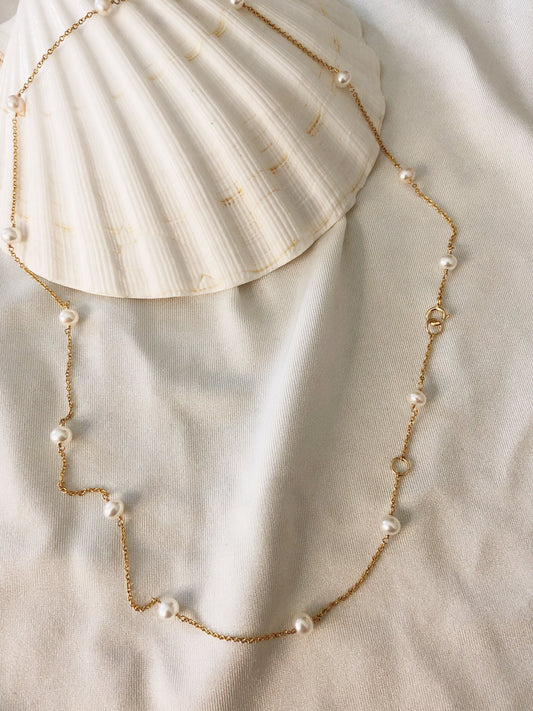 Chelly Freshwater Necklace