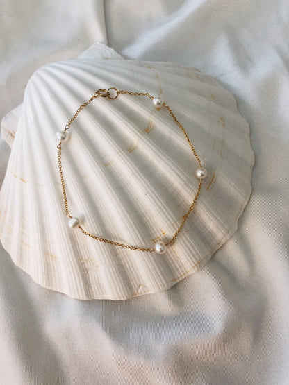 Chelly Freshwater Bracelet