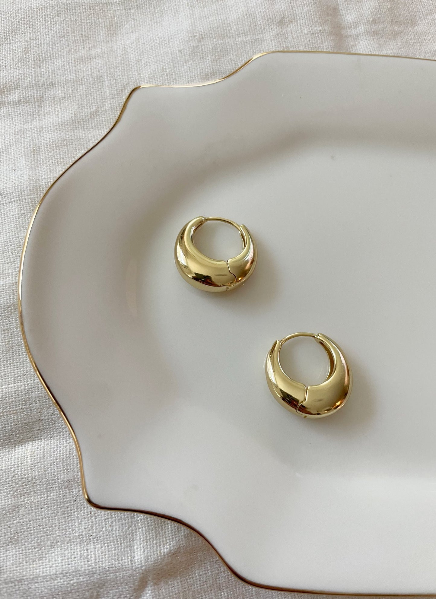 Crescent Hoops
