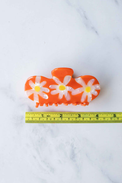 Daisy Curved Claw Clip