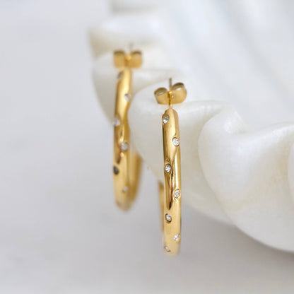 Zaahira Pave Hoops