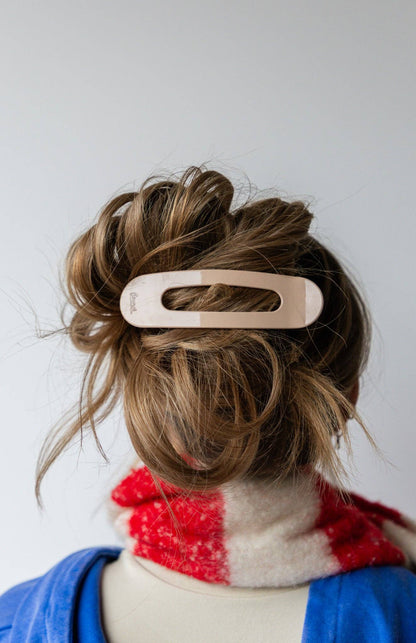 Oversized Lay Down Claws