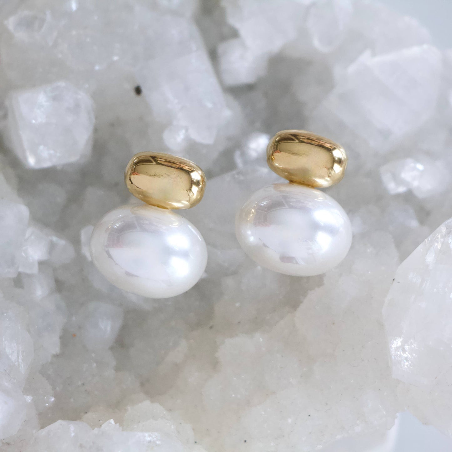 Paloma Pearl Stud Earrings